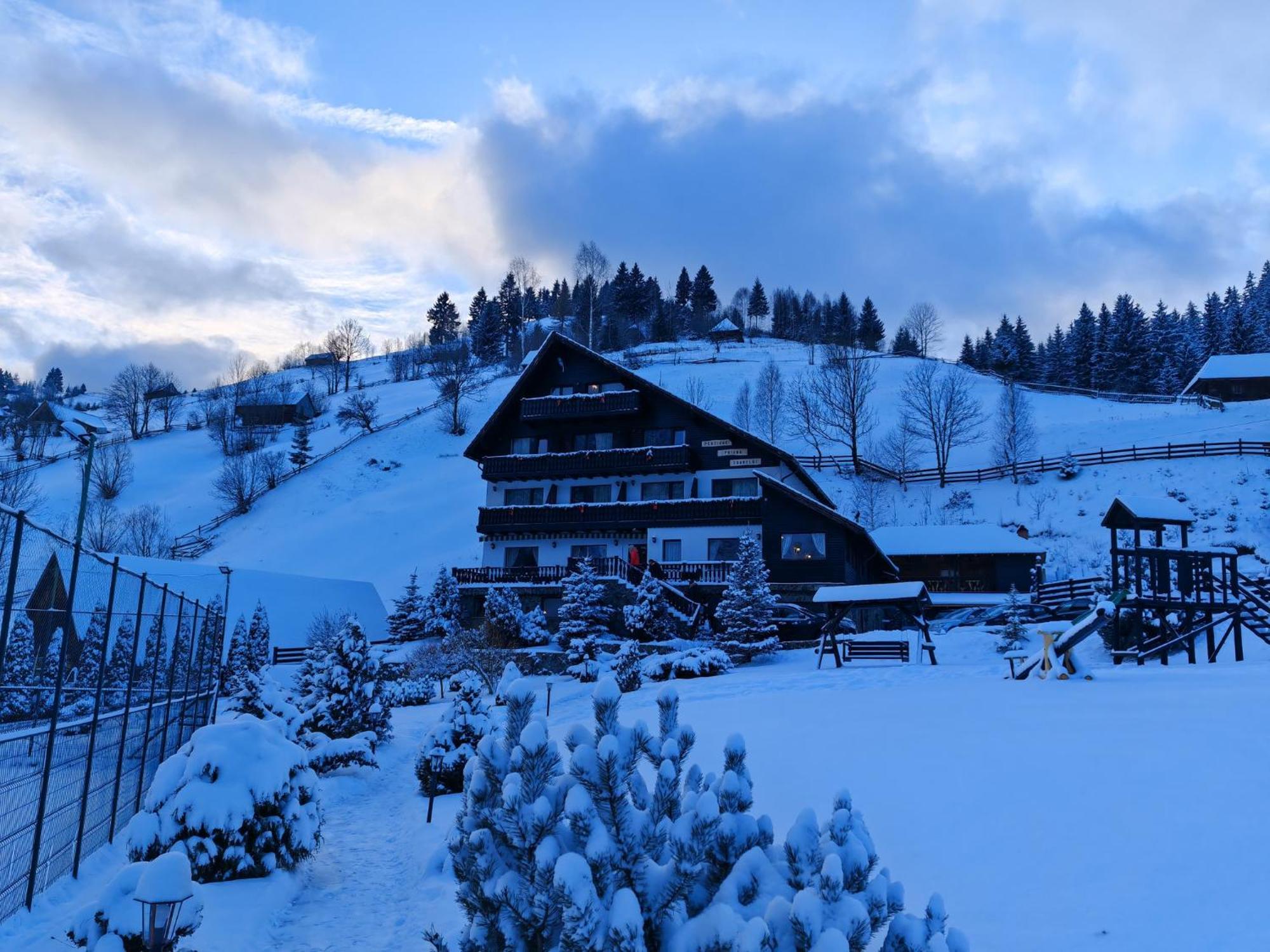 Poiana Soarelui Bed & Breakfast Moeciu De Sus Exterior photo